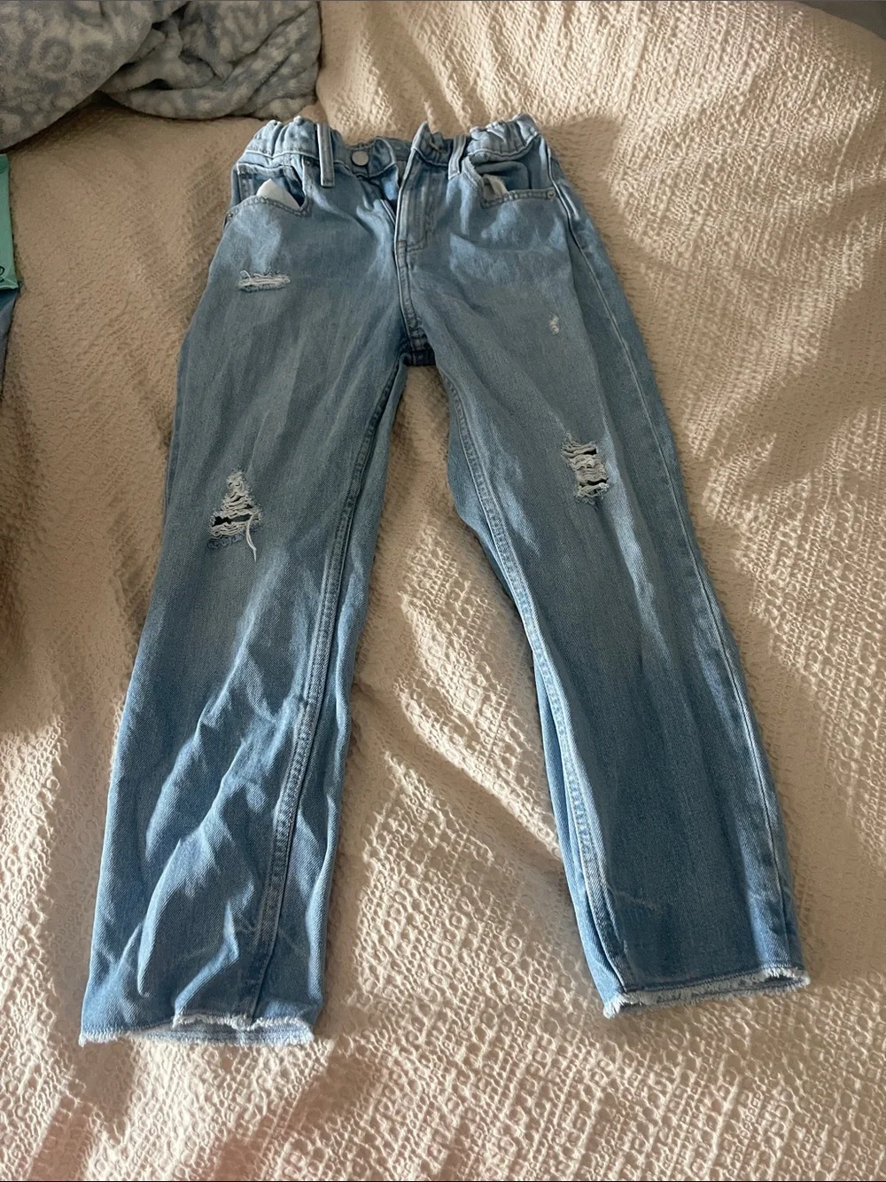 Old Navy Light Blue Distressed Boyfriend Jeans